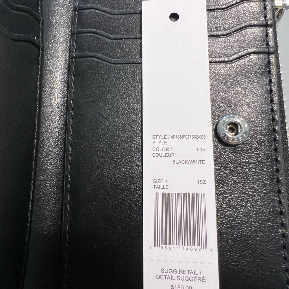 NWT Marc Jacobs monogram flat wallet - Picture 3 of 5